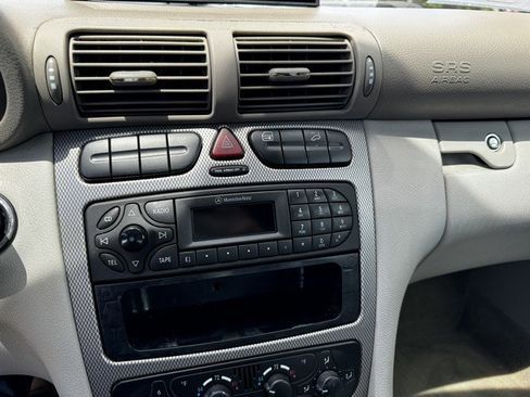 Used 2004 Mercedes-Benz C 230 Coupe image 24