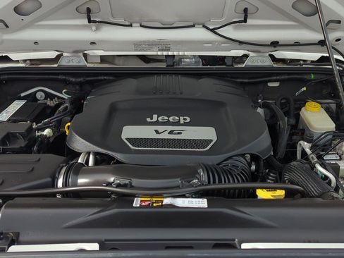 Used 2013 Jeep Wrangler Sport image 11