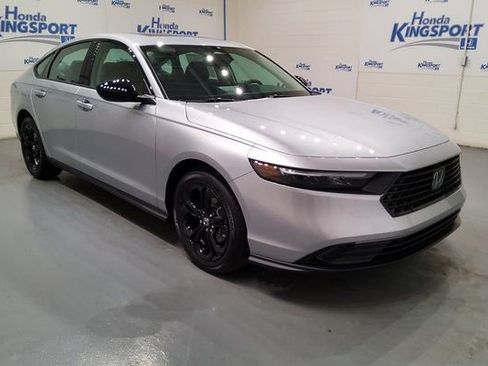 New 2025 Honda Accord SE image 1