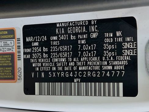 Certified 2024 Kia Sorento LX image 32