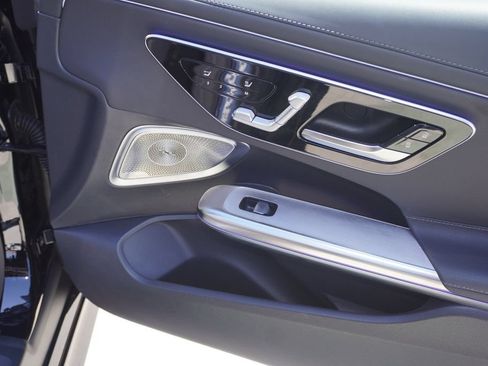Used 2026 Mercedes-Benz CLE 300 4MATIC Cabriolet image 10