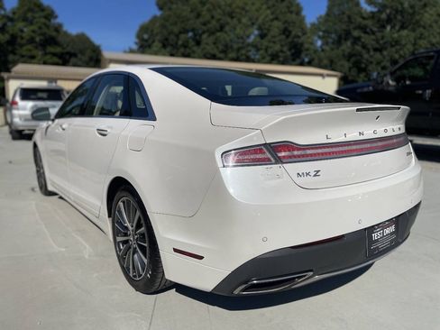 Used 2017 Lincoln MKZ Select w/ Select Plus Package AWD/4WD image 5