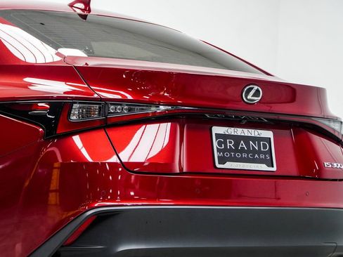 Used 2023 Lexus IS 300 w/ Comfort Package RWD image 14