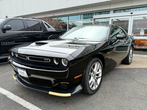 Used 2022 Dodge Challenger GT AWD/4WD image 3