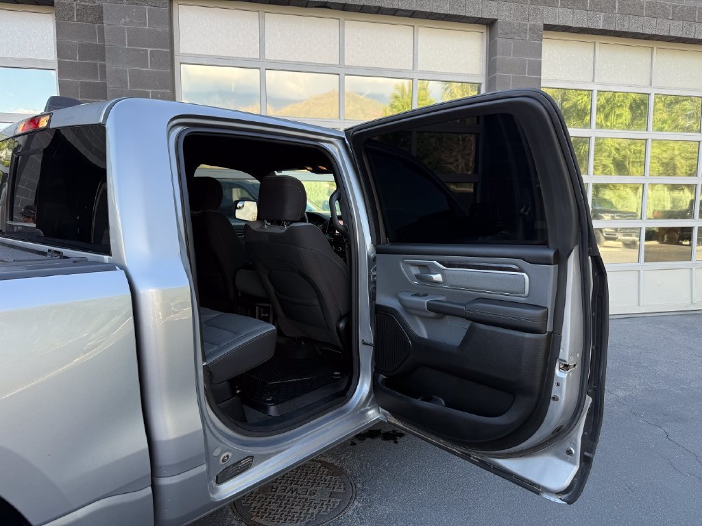 Used 2023 RAM 1500 Big Horn AWD/4WD image 37