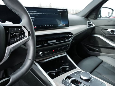 Used 2025 BMW 330i xDrive Sedan image 23
