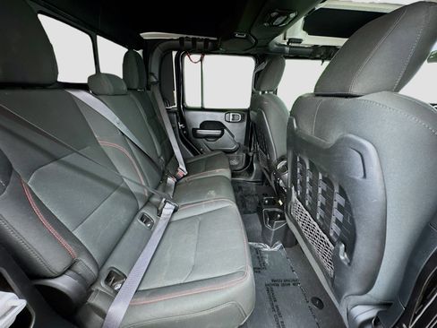 Used 2021 Jeep Gladiator Rubicon w/ Trailer Tow Package image 19