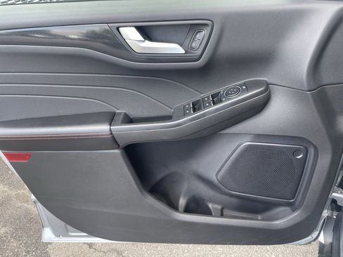 Used 2024 Ford Escape ST-Line image 20