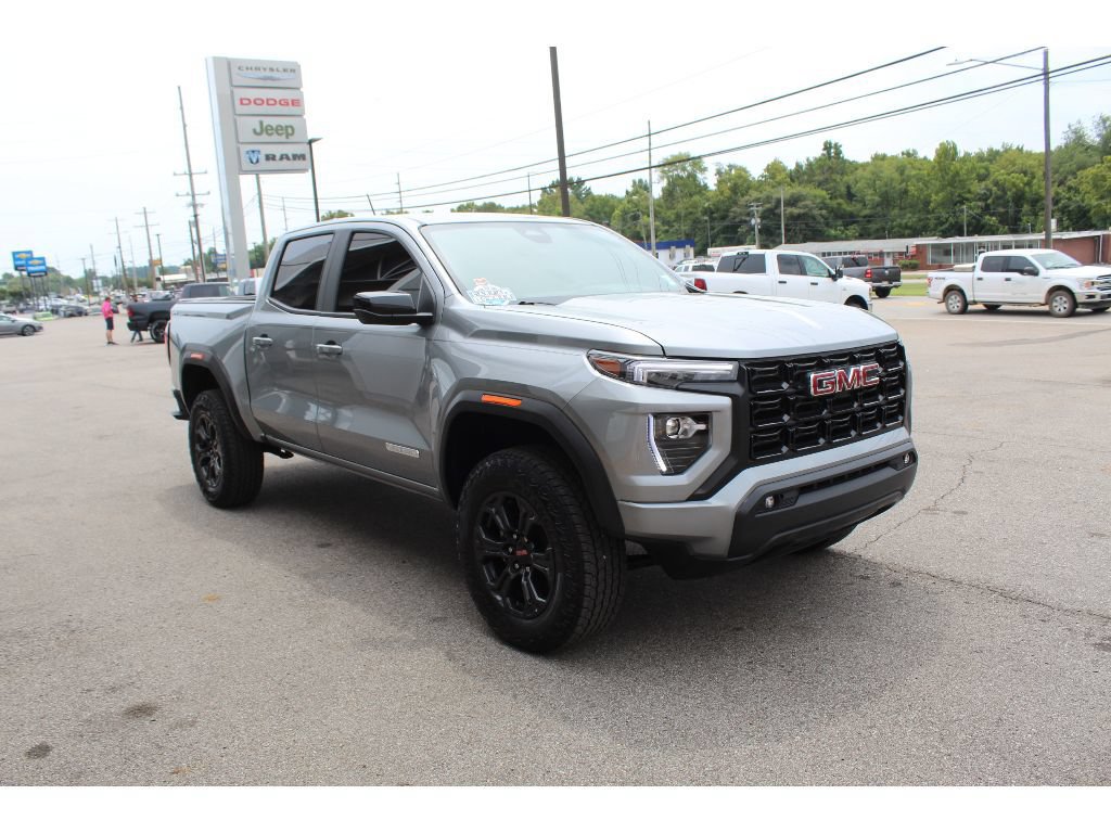 Used 2025 GMC Canyon Elevation w/ Convenience Package AWD/4WD image 4