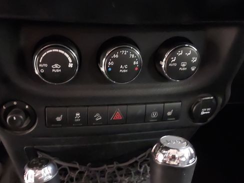 Used 2014 Jeep Wrangler Unlimited Sahara w/ Max Tow Package image 31