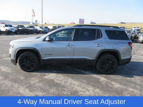 Used 2023 GMC Acadia SLE w/ Driver Convenience Package image 2