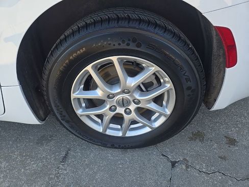 Used 2025 Chrysler Pacifica Select FWD image 20