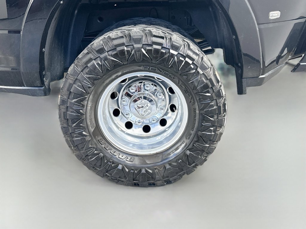 Used 2024 RAM 3500 Limited AWD/4WD image 33