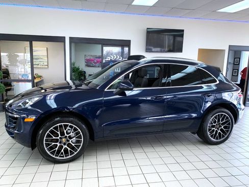 Used 2018 Porsche Macan S AWD/4WD image 2