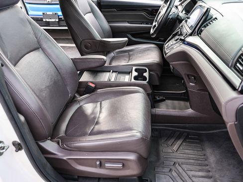 Certified 2019 Honda Odyssey Elite image 9