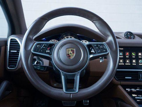 Certified 2023 Porsche Cayenne S Platinum AWD/4WD image 23