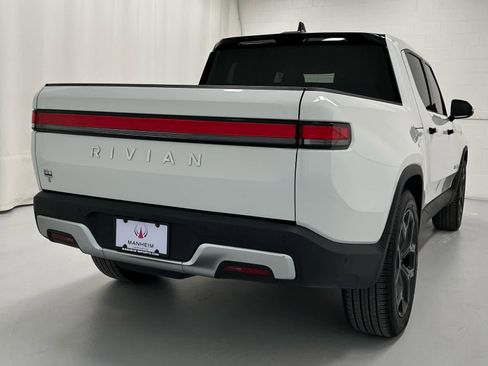 Used 2023 Rivian R1T Adventure image 6