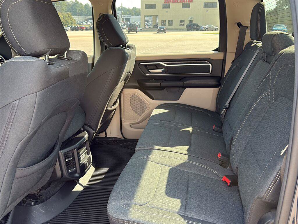 Used 2020 RAM 1500 Big Horn AWD/4WD image 6