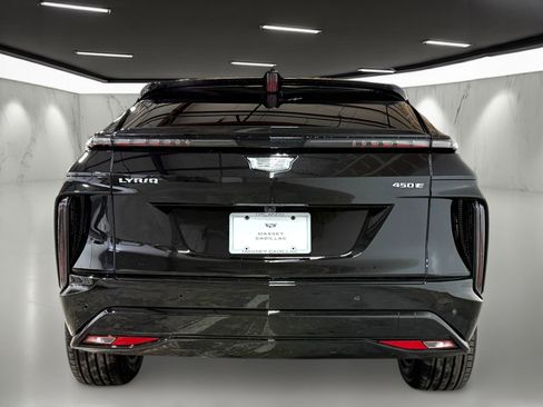 New 2026 Cadillac Lyriq Sport image 9