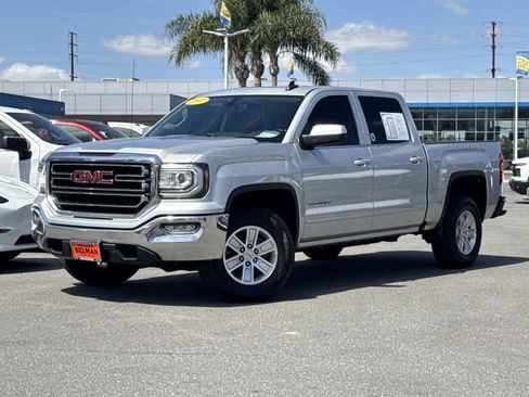 Used 2017 GMC Sierra 1500 SLE w/ SLE Value Package image 1