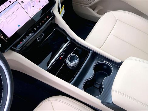 New 2026 Jeep Grand Cherokee Limited RWD image 5