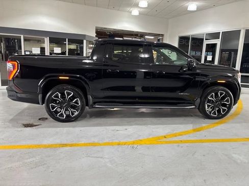 Used 2026 GMC Sierra EV Denali AWD/4WD image 7