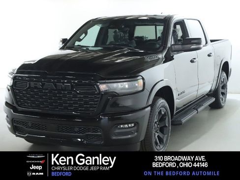 Used 2025 RAM 1500 Big Horn AWD/4WD image 1
