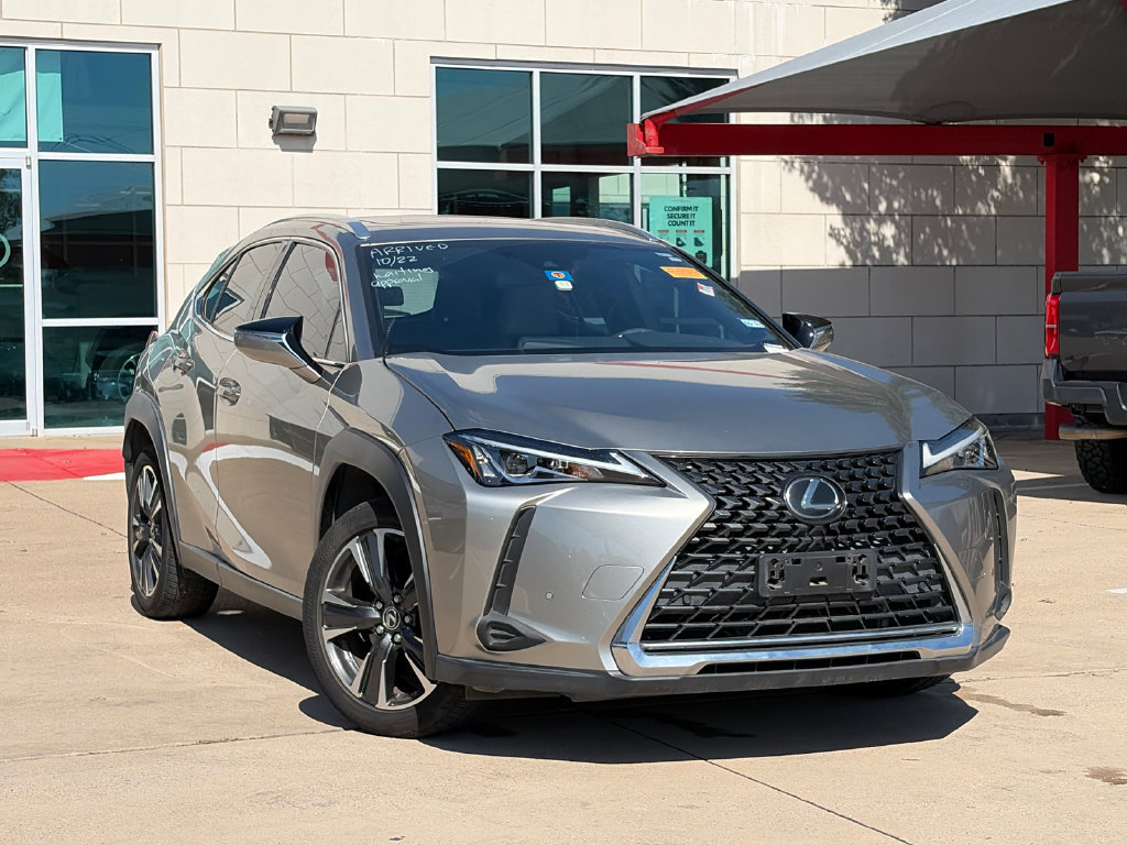 Used 2020 Lexus UX 200 w/ Accessory Package 2 FWD image 2