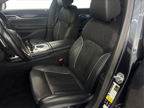 Used 2019 BMW 750i xDrive w/ Executive Package AWD/4WD image 13