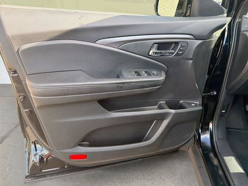 Used 2023 Honda Ridgeline RTL image 21