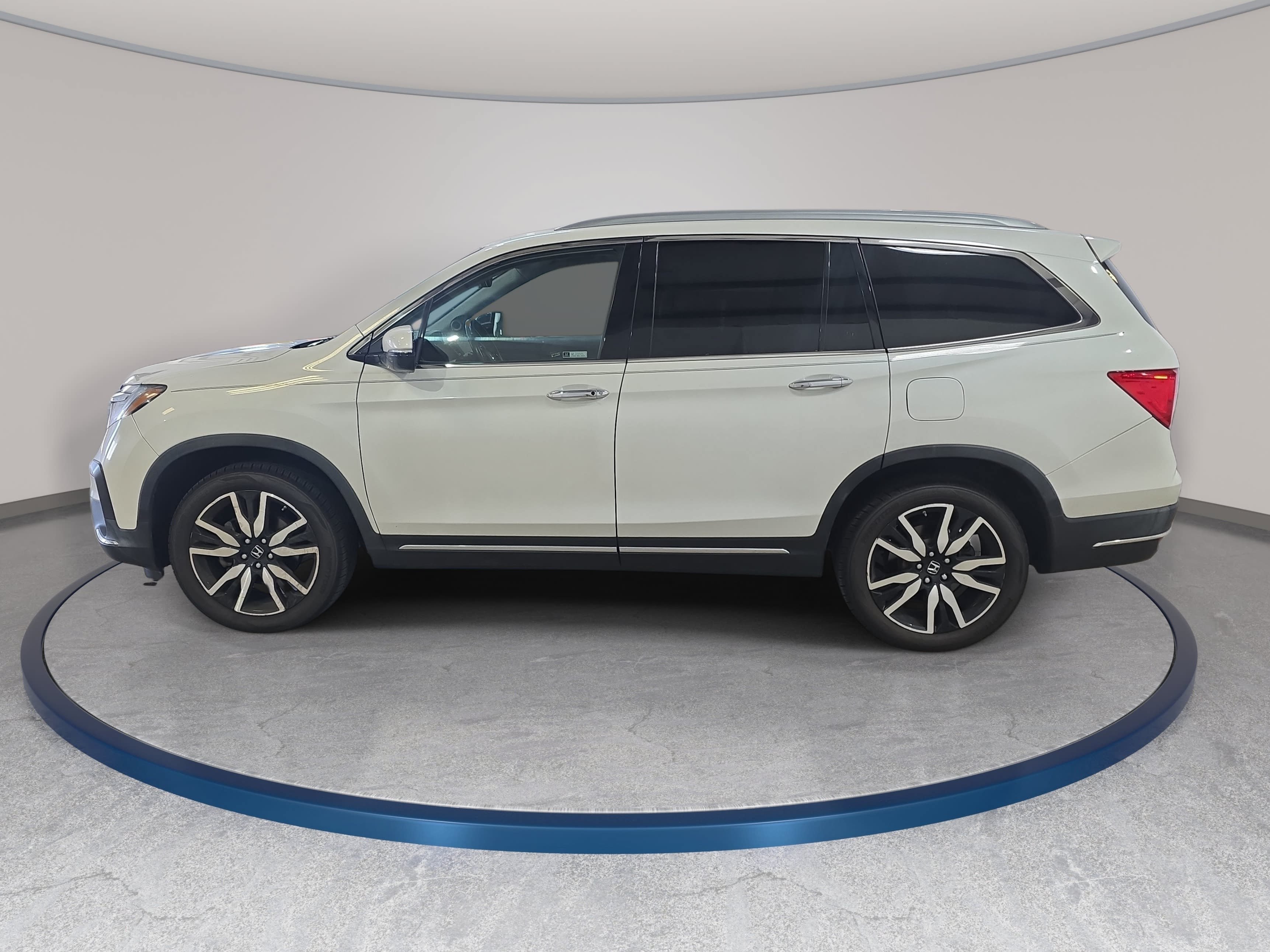 Used 2021 Honda Pilot Elite image 9