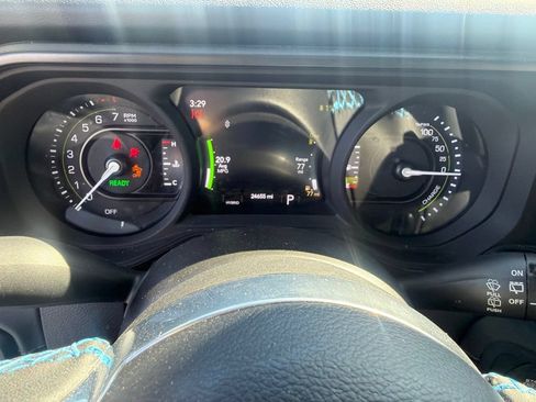 Used 2024 Jeep Wrangler High Altitude AWD/4WD image 20