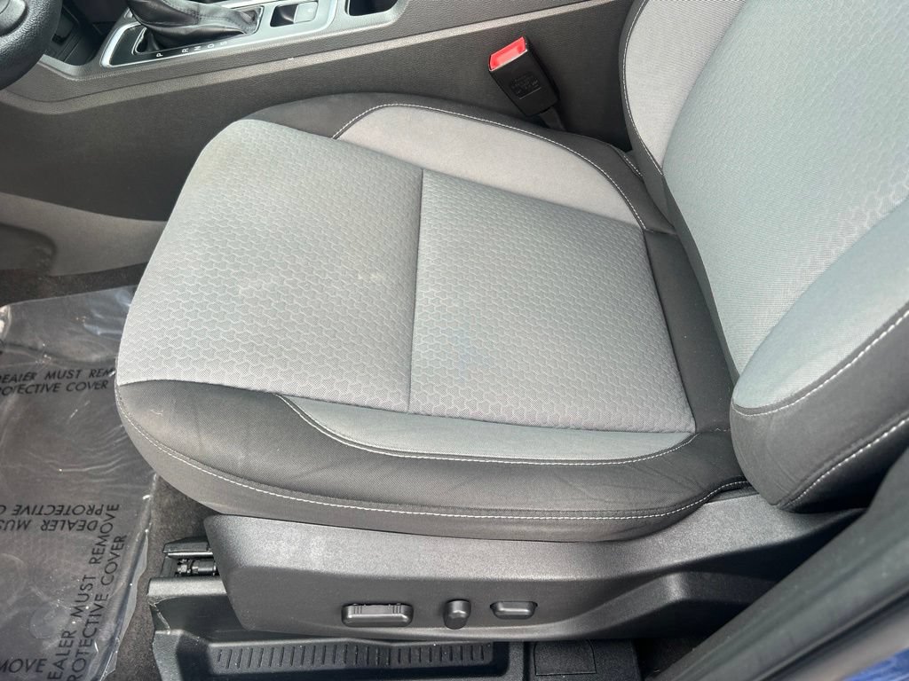 Used 2018 Ford Escape SE w/ Ford Safe & Smart Package FWD image 19