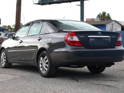 Used 2003 Toyota Camry LE FWD image 4