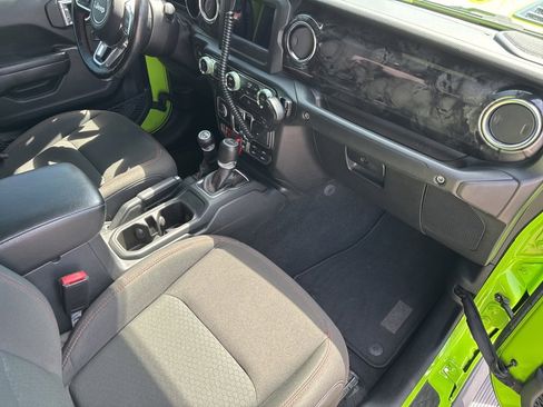 Used 2021 Jeep Gladiator Rubicon w/ LED Lighting Group image 48