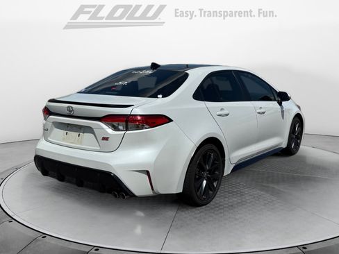 Used 2023 Toyota Corolla SE w/ SE Premium Package FWD image 7