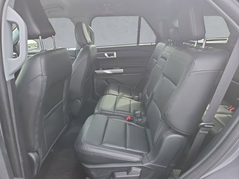 Certified 2023 Ford Explorer XLT w/ Equipment Group 202A AWD/4WD image 23