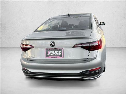 Used 2024 Volkswagen Jetta S image 6