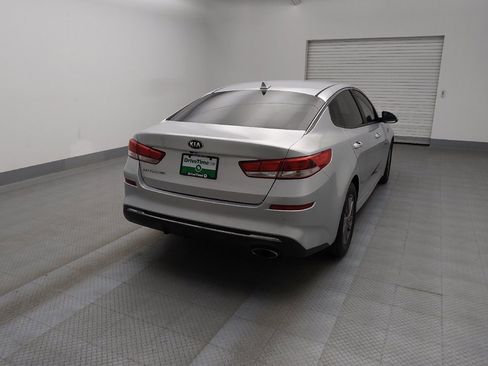 Used 2020 Kia Optima LX image 7
