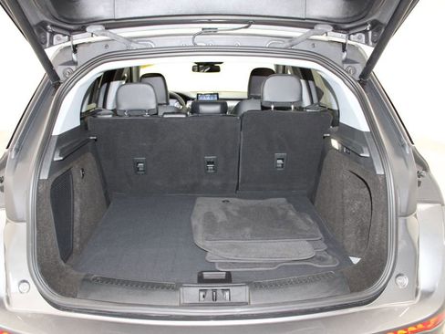 Used 2022 Lincoln Corsair Standard w/ Equipment Group 101A image 15