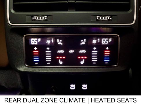 Used 2021 Audi Q7 3.0T Prestige AWD/4WD image 26