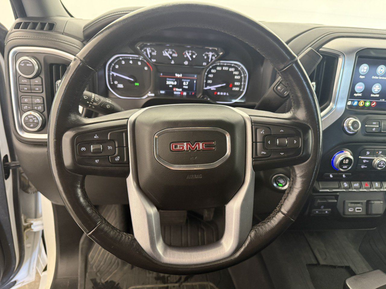 Used 2021 GMC Sierra 3500 SLT AWD/4WD image 21