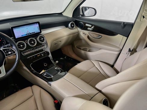 Used 2021 Mercedes-Benz GLC 300 4MATIC image 24