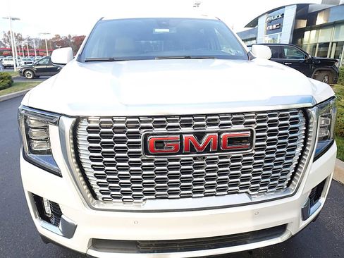 Used 2022 GMC Yukon Denali w/ Max Trailering Package image 8