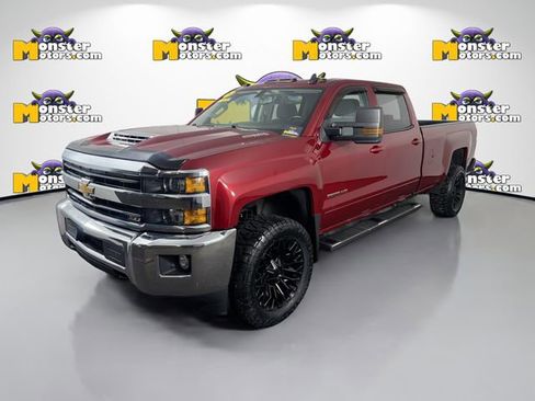 Used 2019 Chevrolet Silverado 2500 LT w/ LT Convenience Package AWD/4WD image 1