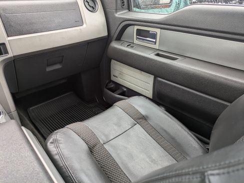 Used 2011 Ford F150 Raptor w/ Raptor Luxury Pkg image 17