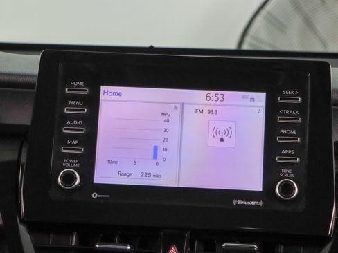 Used 2023 Toyota Camry SE image 19