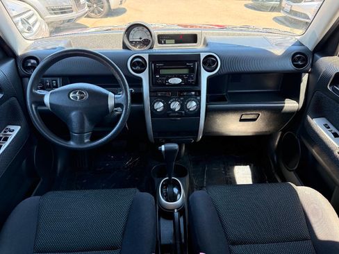 Used 2005 Scion xB FWD image 15