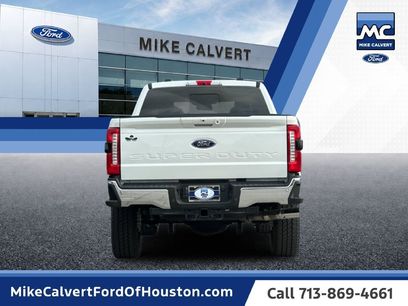 New 2026 Ford F250 Lariat w/ Lariat Ultimate Package