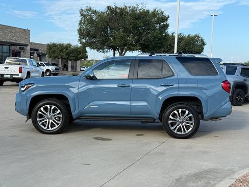 Certified 2026 Toyota 4Runner Limited AWD/4WD image 2